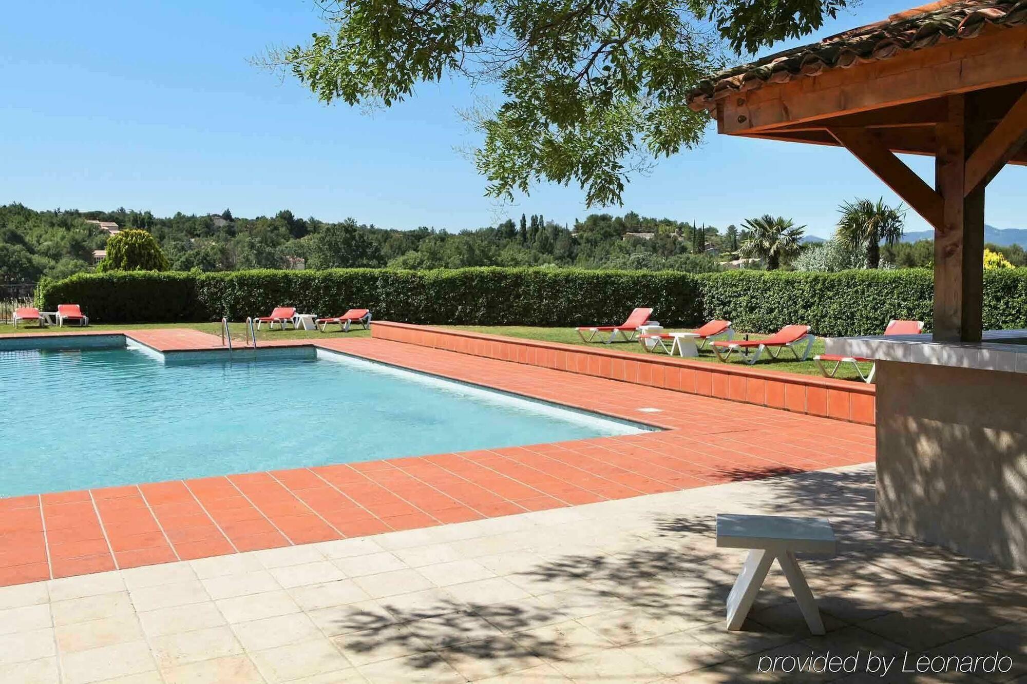 Mercure Aix-En-Provence Sainte-Victoire Châteauneuf-le-Rouge Exterior foto